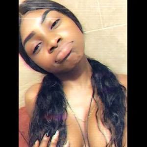 Meet your Posher, Youlove